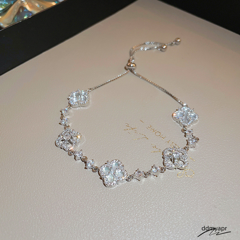 Sier Tone Flower Link Bracelet Ddmyday With Crystal Accents Elegant Graduation Jewelry Gift For Her High Quality And Delicate Accessory Ddmyday