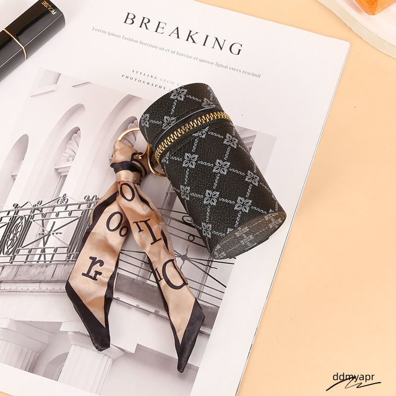 Leather Bucket Pendant Earphone Lipstick Mini Keychain Bag Key Pouch Ddmyday Women Accessories Keyring Gift250710 Ddmyday