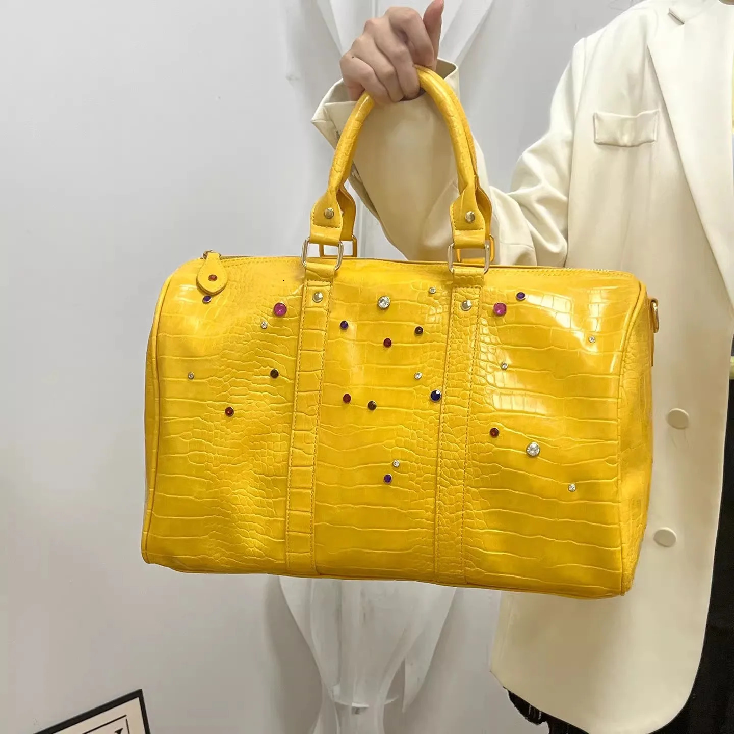 Womens Large Capacity Travel Duffel Handbag Waterproof Business Shoulder Bag with Crocodile Colored Diamond for Commutin 250903