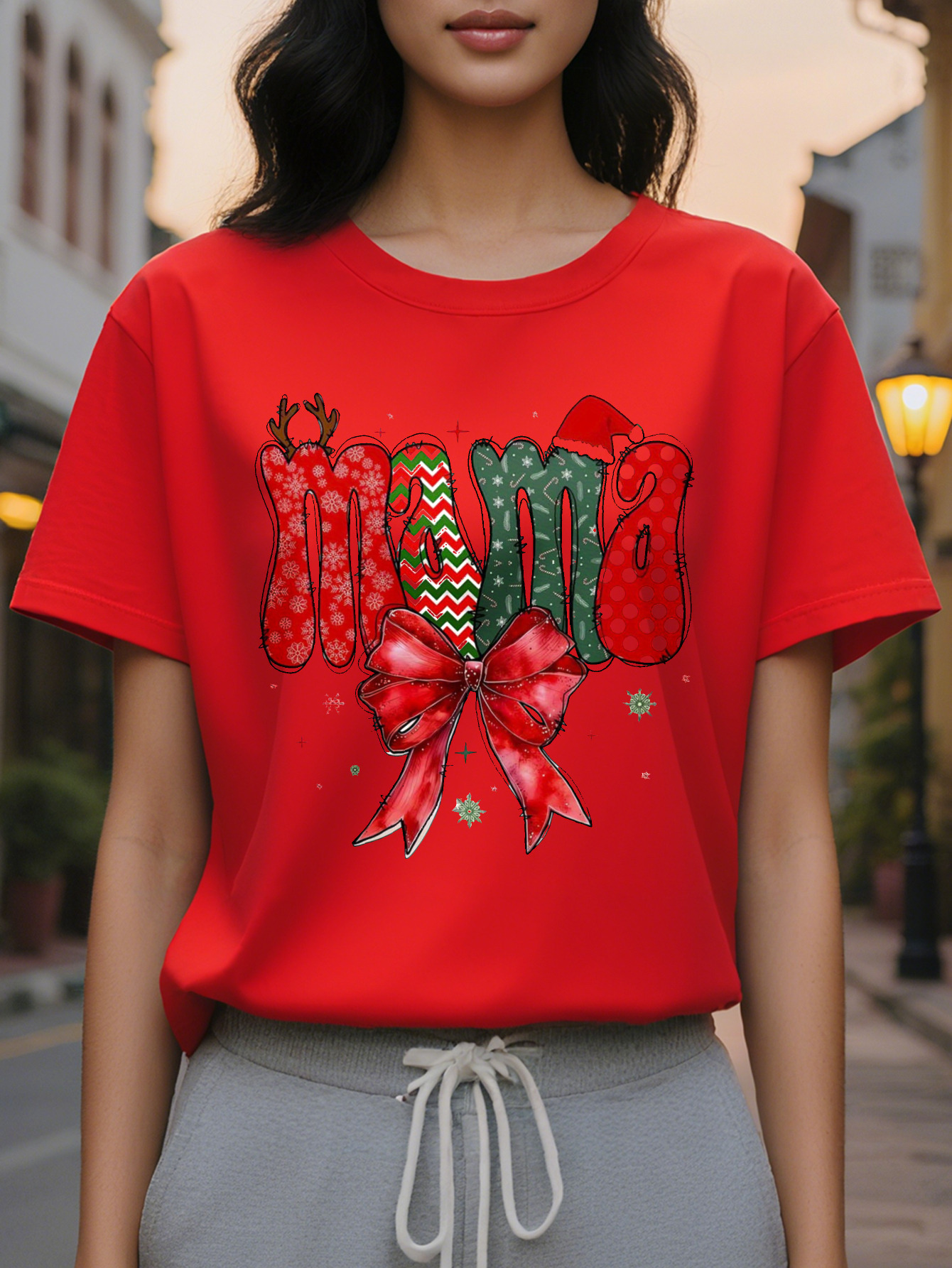 An elegant women's T-shirt with Mom Christmas letters, round neck, cotton knit, casual top for autumn and winter