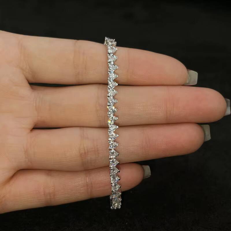 New Arrival Bling Heart Shape Tennis Bracelet 925 Sterling Silver Cubic Zirconia Jewelries for Women Men for Gift Party