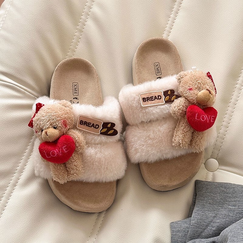 Designer Plush Women's Shoes 2025 New Outdoor Cotton Slippers Fashionable and Versatile for Girls