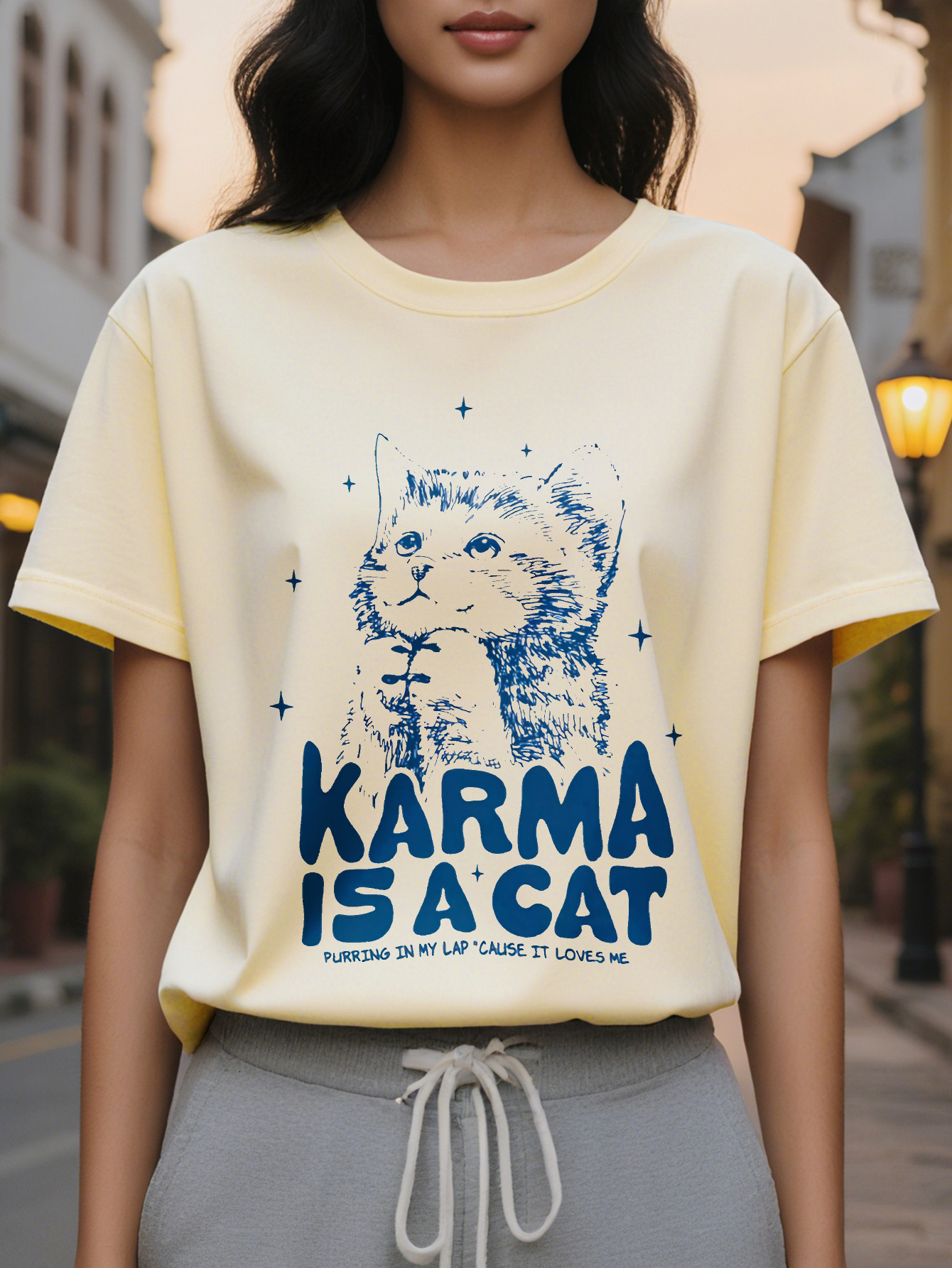 Karma is a cat print spring and summer casual short sleeve T-shirt women's clothing