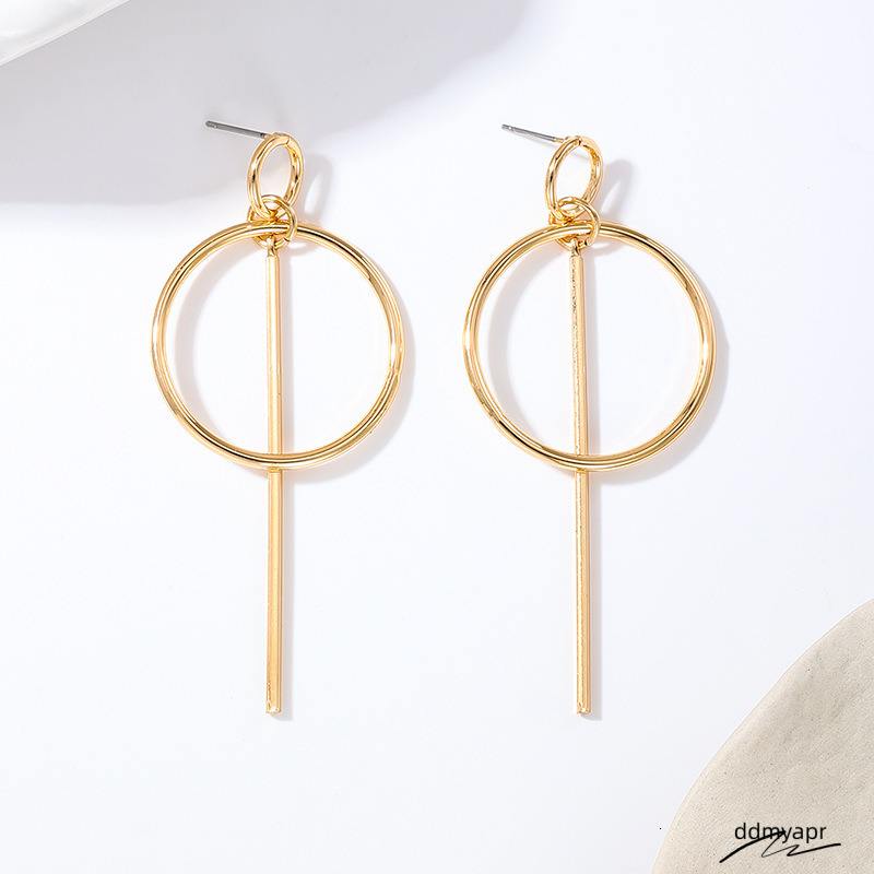 1 Pair Of Fashionable And Trendy New Simple Metal Creative Round Circle Ladies Earrings Suitable Ddmyday For Commuting Personalised Matching Ddmyday