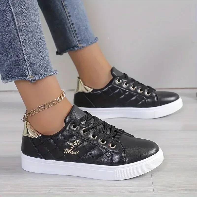 2024 Summer Fashion Breathable Shoes Woman Soft Sole Walking Casual Sneaker White Sneakers Women ddmysaturn