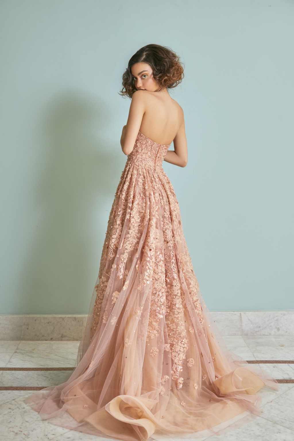 New Listing Prom Dress Sweetheart Collar Beading Tulle Evening Gown A-line Pleated Backless Bridesmaid Dress with Train Customized