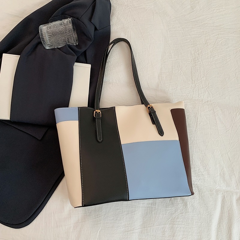 2025 autumn new niche design fashionable Korean version versatile simple patch color block handbag designer shoulder bag