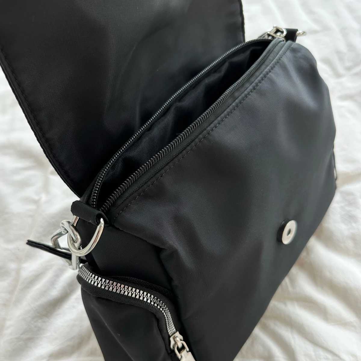 Y2K bag Wide Shoulder Strap Single Shoulder Diagonal Cross Underarm Bag FAshion Womens Nylon Handbag Black Z250903