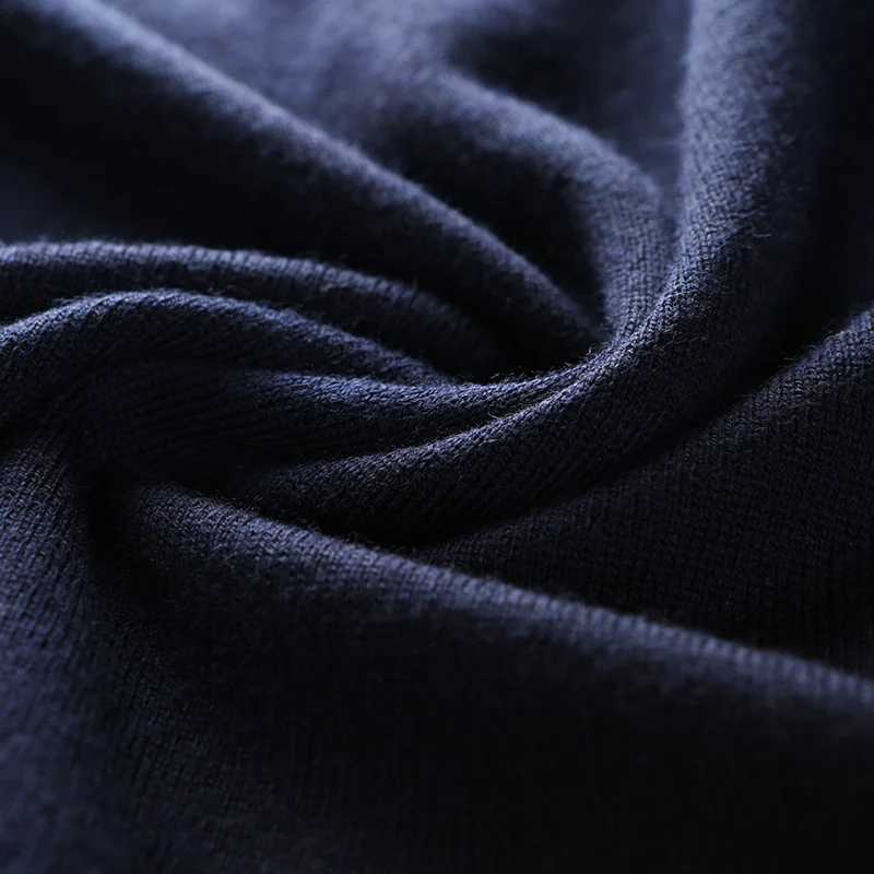 Fashionable and Handsome Sweaters Vests 2024 Autumn Vneck Sleeveless Business Casual Sweater Mens Clothing Pull Homme ChalecosXJ250904