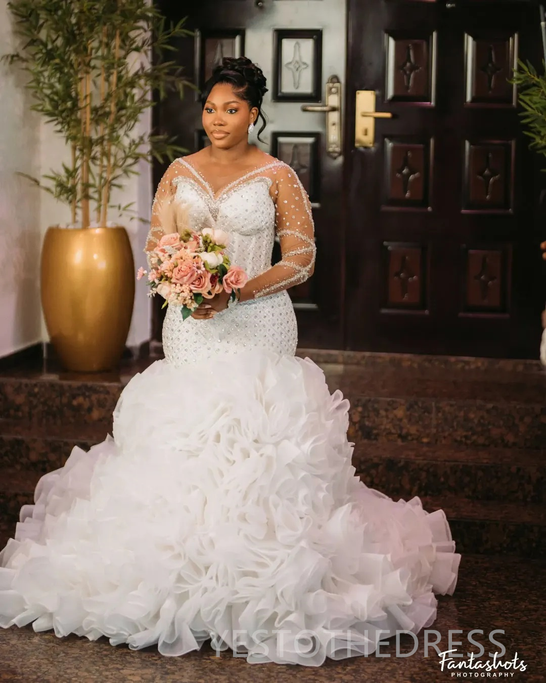 2025 Plus Size Wedding Dress Bridal Gowns For Bride Mermaid Wedding Gowns Sheer Neck Illusion Long Sleeves Pearls Beaded Lace Bridal Dress For African