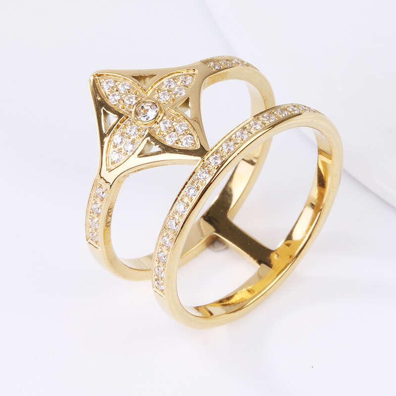 DH collections Luxury - inspired European - American Ins - style Lucky Flower - inspired Diamond - inlaid Fake Two - piece Ring for Women