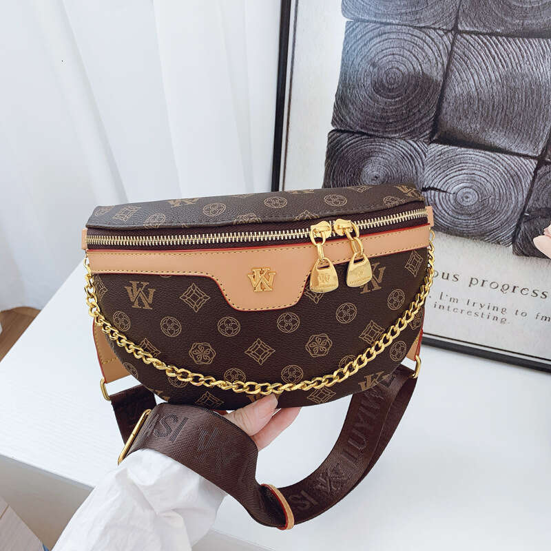 Designer Bags Crossbody Bag for Women Wide Strap Crescent 2025 New Pattern Printed Ladies Trendy Chest Single Shoulder Crossbody Bag with Chain