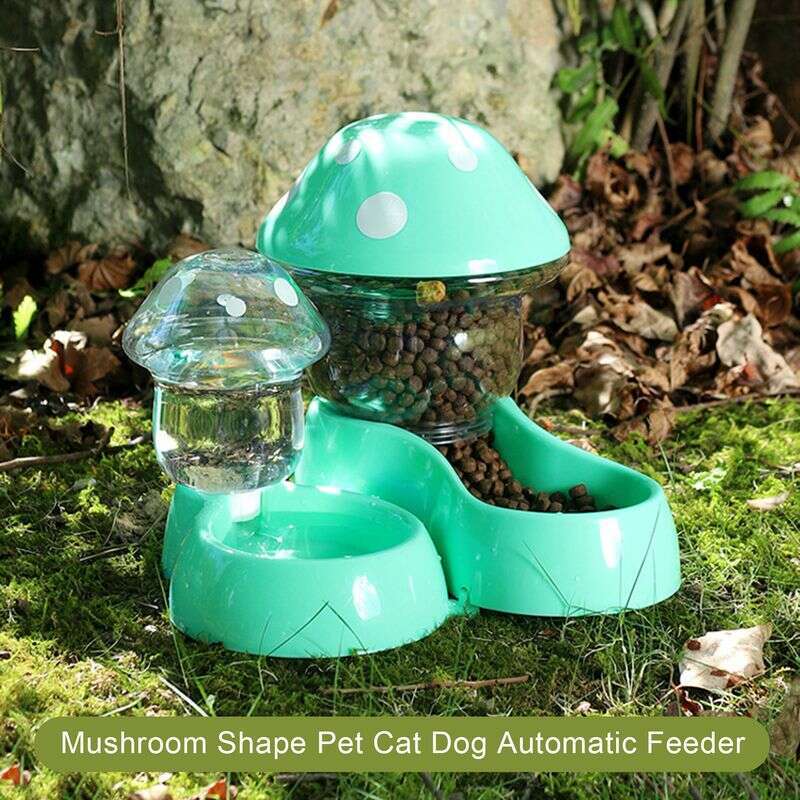 famous brand Guangying Set Feeder Auto Replenishment Large Capacity Mushroom Shape Dog Cat Water Food Container Pet Supplies