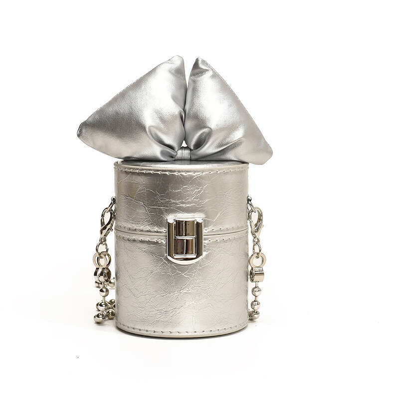 Bucket for Women Autumn 2025 New Fashion Beautiful Unique Stylish Casual Chain Crossbody Single Shoulder Lipstick Bag