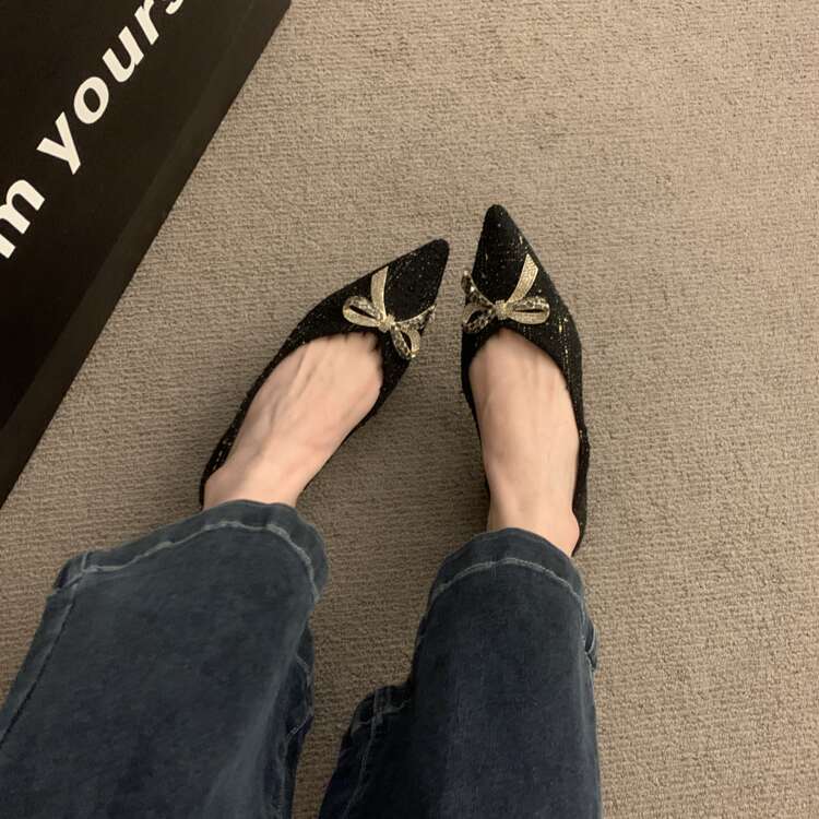 Rhinestone Bow Flat for Women 2025 Spring Autumn Designer Shoe New Pointed Toe Shallow Mouth Commuter Grandma Shoes