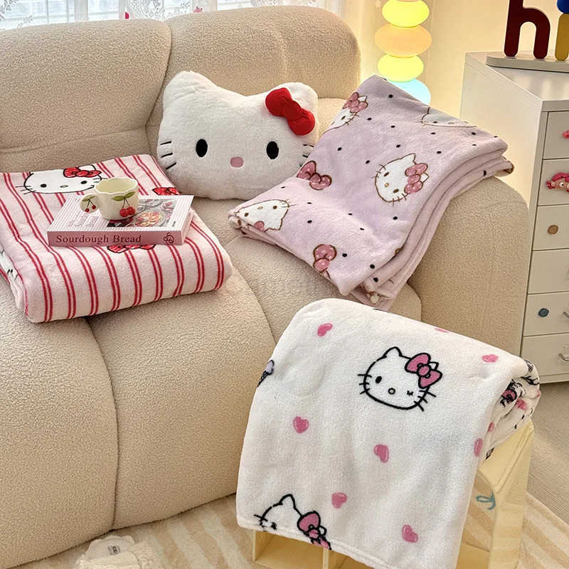 Sanrio Hello Kitty Double Sided Milk Velvet Blanket My Melody Kuromi Cinamonroll Sofa Air Conditioning Blanket Quilt Bed Sheets L250904