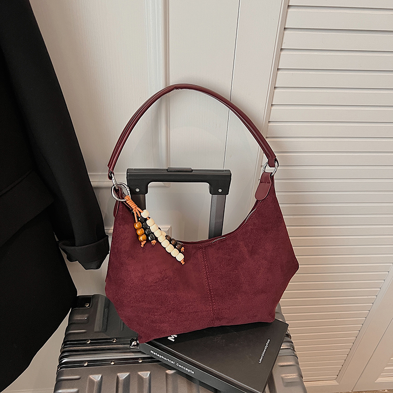 Autumn new niche fashion women's luxurious high-quality handbag, large capacity casual shoulder bag, daily casual versatile shopping crossbody ba