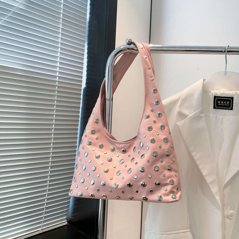 European and American Fashion Women's 2025 New Casual Personality Trendy Cool Niche Polka Dot Rivet Single Shoulder Underarm Tote Bag