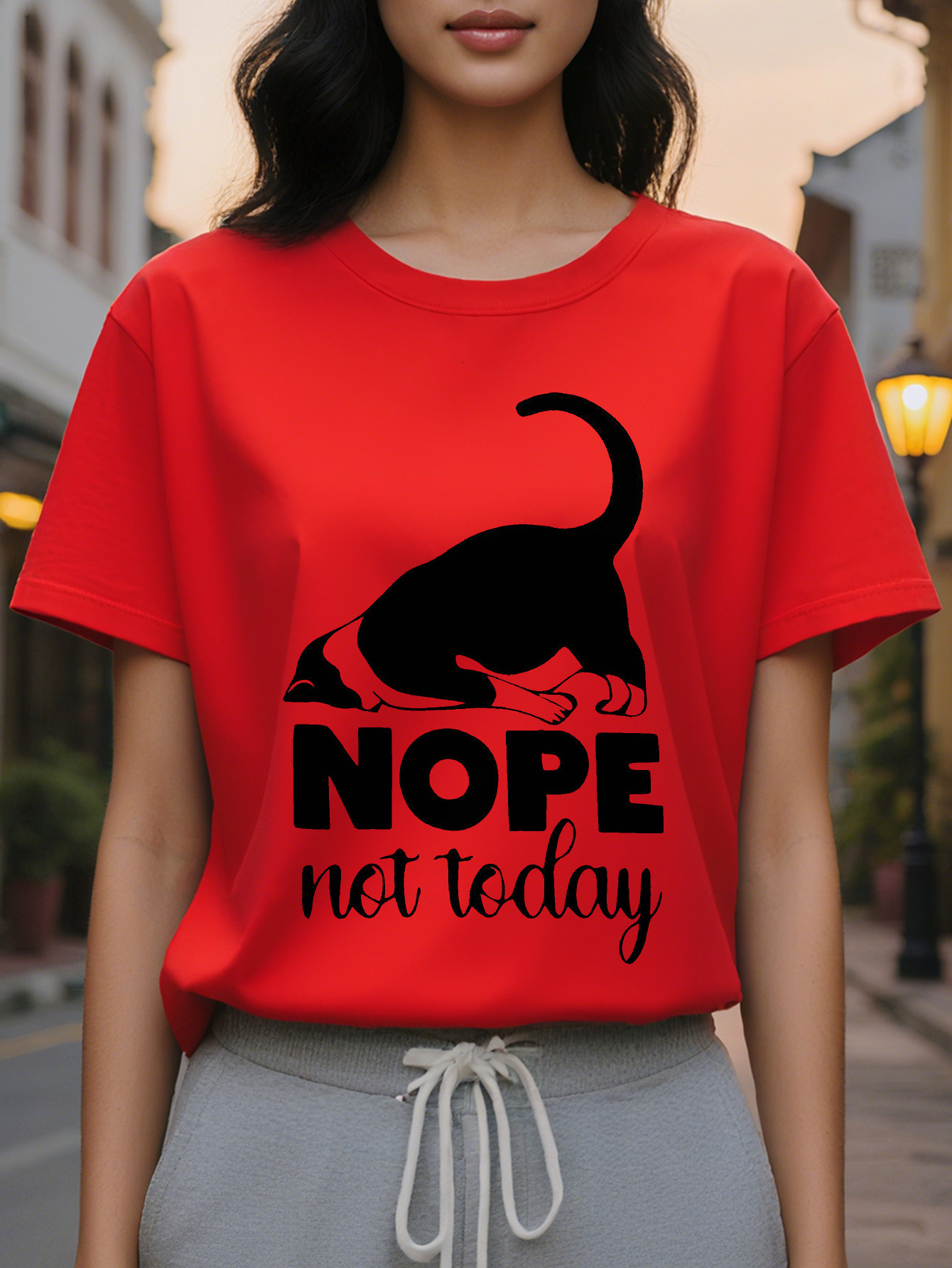 Women's Summer and Spring Round Neck Casual Short Sleeve T-Shirt with Cartoon Cat Pattern