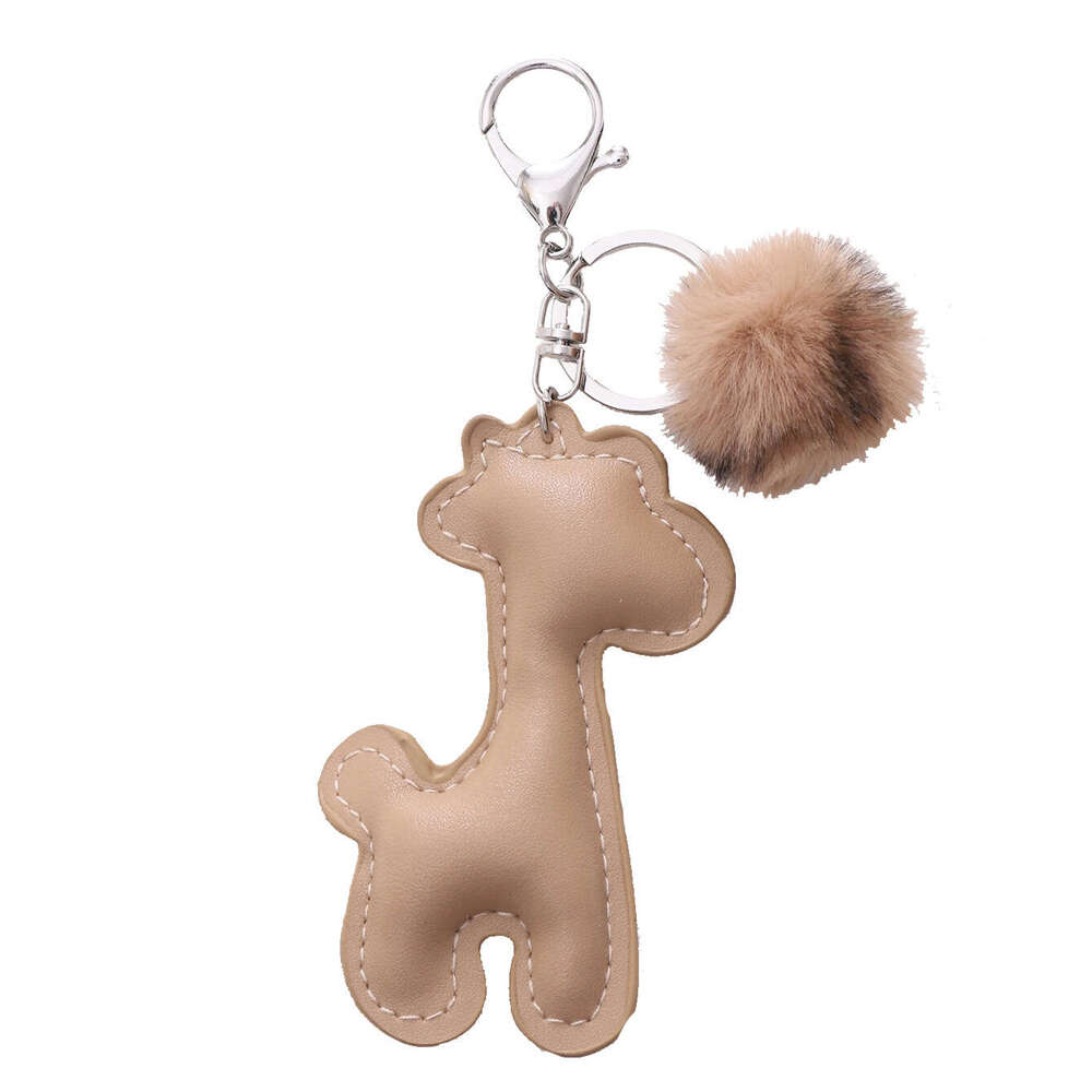 DHEssentials 2025 Summer Cute Cartoon Giraffe Keychain PU Leather Bag Pendant Couple Keychain Car Hanger