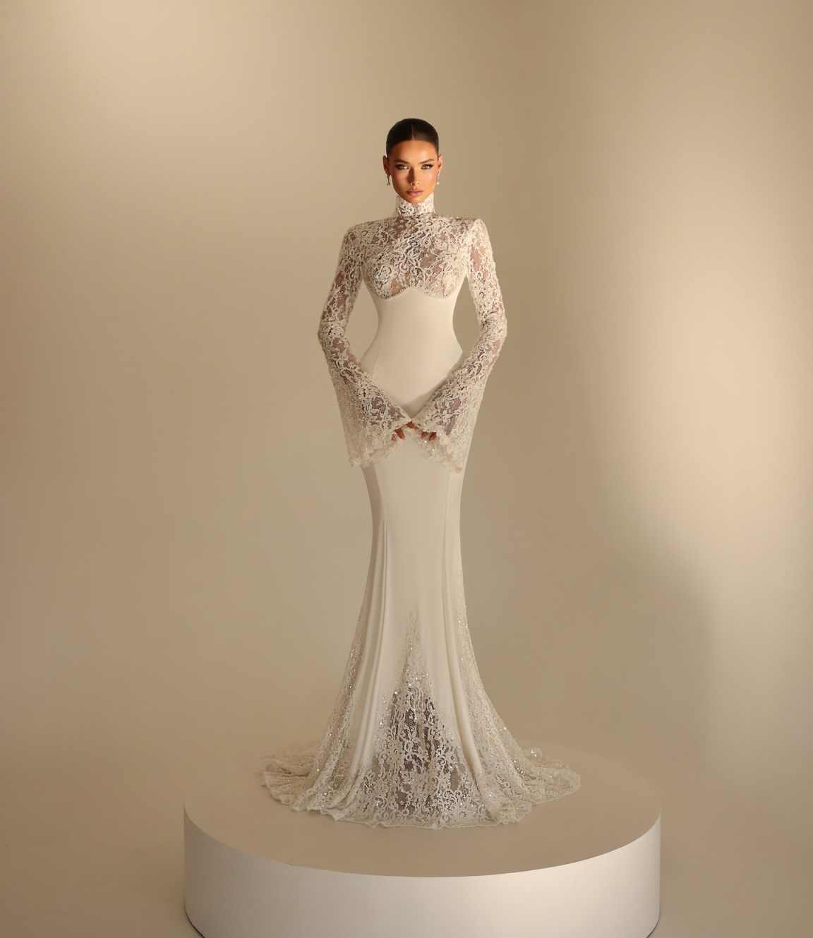 Romantic Mermaid Customized Lace Long Sleeves High Neck Side Slit Wedding Dresses Backless Bride Dress Vestido De Noiva