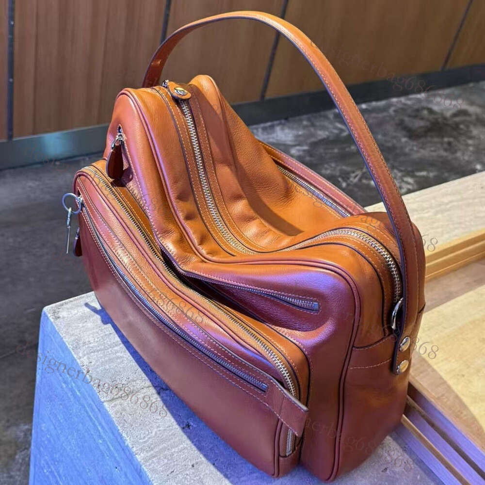 Designer Bag Tote Bag Shoulder Bag 2025 Summer New Small Niche Zipper Motorcycle Women Same Style Handbag Fashion Casual Single Shoulder Crossbody Bag