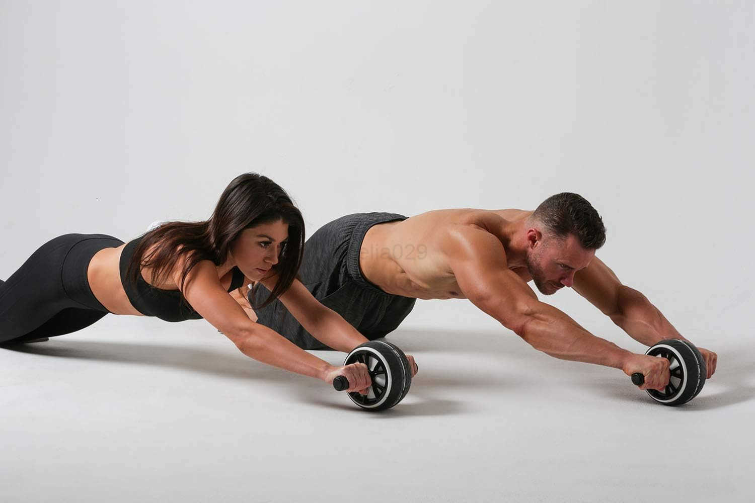 Ab Roller for Abs Workout Ab Wheel Roller for Core Workouts Exercise with our Home Gym Workout Equipment for Men and Women Includes Knee Pad Wellmade 