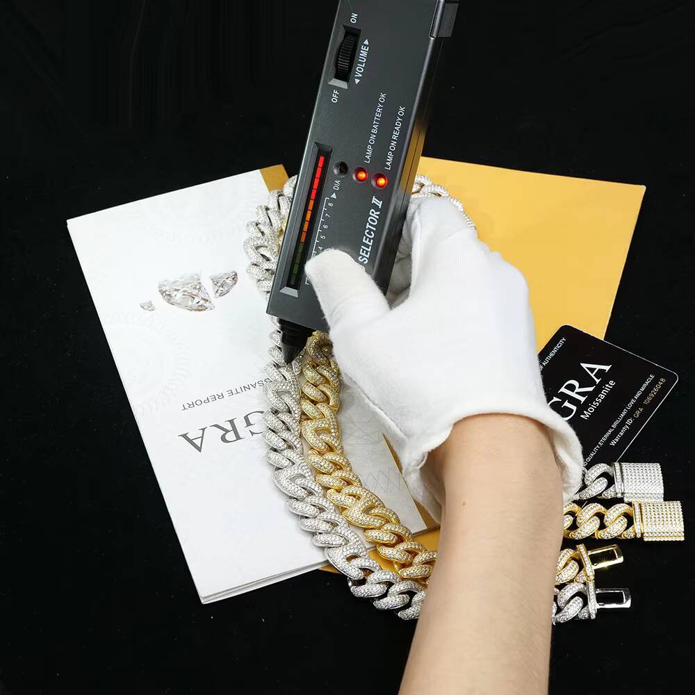 15mm Hip Hop Cuban Link Chain Necklace DVVS Moissanite Iced Out Shiny Trendy Stylish Jewelry Gold Plated for Women Men