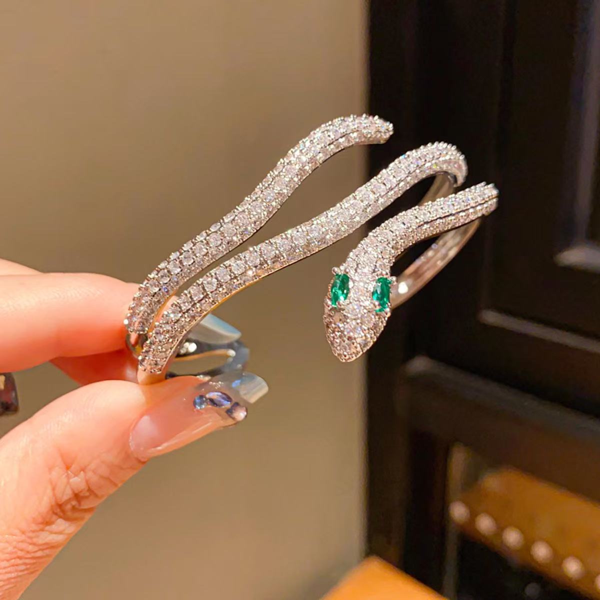 18k gold electroplated zircon snake shaped open bracelet with a luxurious and high-end feel