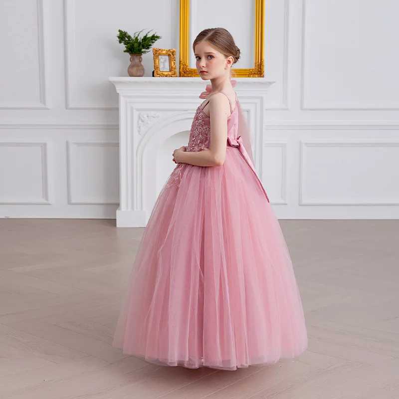 Summer New Girls Slanted Shoulder Embroidered Dress Birthday Lace Pong Princess Dress Piano Performance Dress Z250904