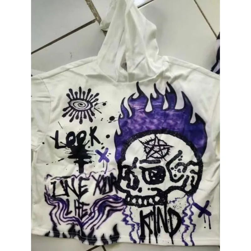 Hiphop letter geometric skull print longsleeved oversized hoodie for women Y2K autumn and winter warm trendy casual sweatshirt 250904