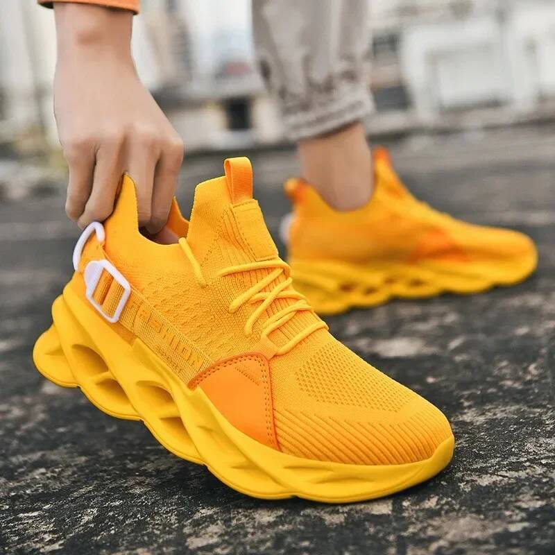 Breathable Fashion Mesh Running Shoes Man High Quality Unisex Light Tennis Baskets Athletic 2023 Sneakers for Men ddmysaturn