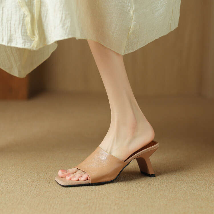 Soft Sheepskin One-Strap Slippers Designer Shoe for Women, Summer New Genuine Leather Squ Toe Open-Toe Sandals with Thin High Heels