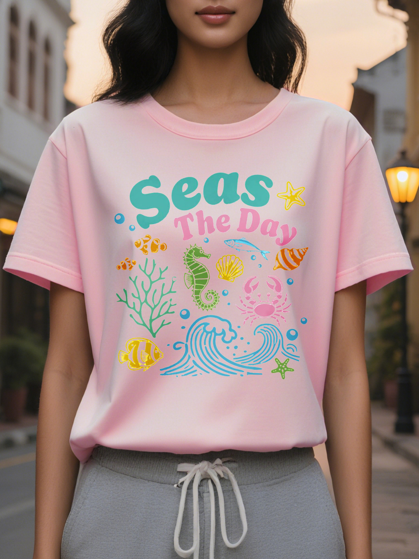Women's Seas the Day Pattern Sleeve T-shirt Casual Round Neck Colorful Marine Life Design Autumn and Winter Fashion
