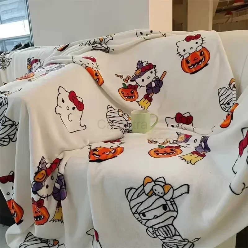 Sanrio Hello Kitty Blanket Anime Halloween Blanket Room Decor Thickened Quilt Flannel Velvet Soft Comfortable Bed Sheets L250904