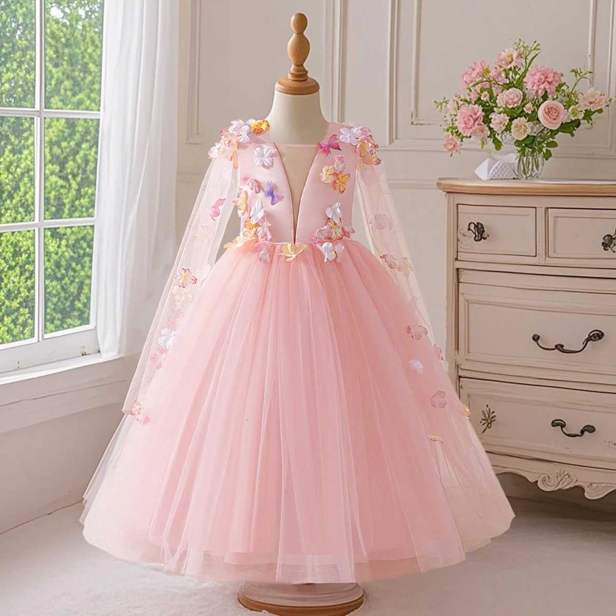 Fairytale Princess Dress Girl Party Princess Style Elegant Dress for Special Occasions Butterfly Design Elegant Dress Z250904