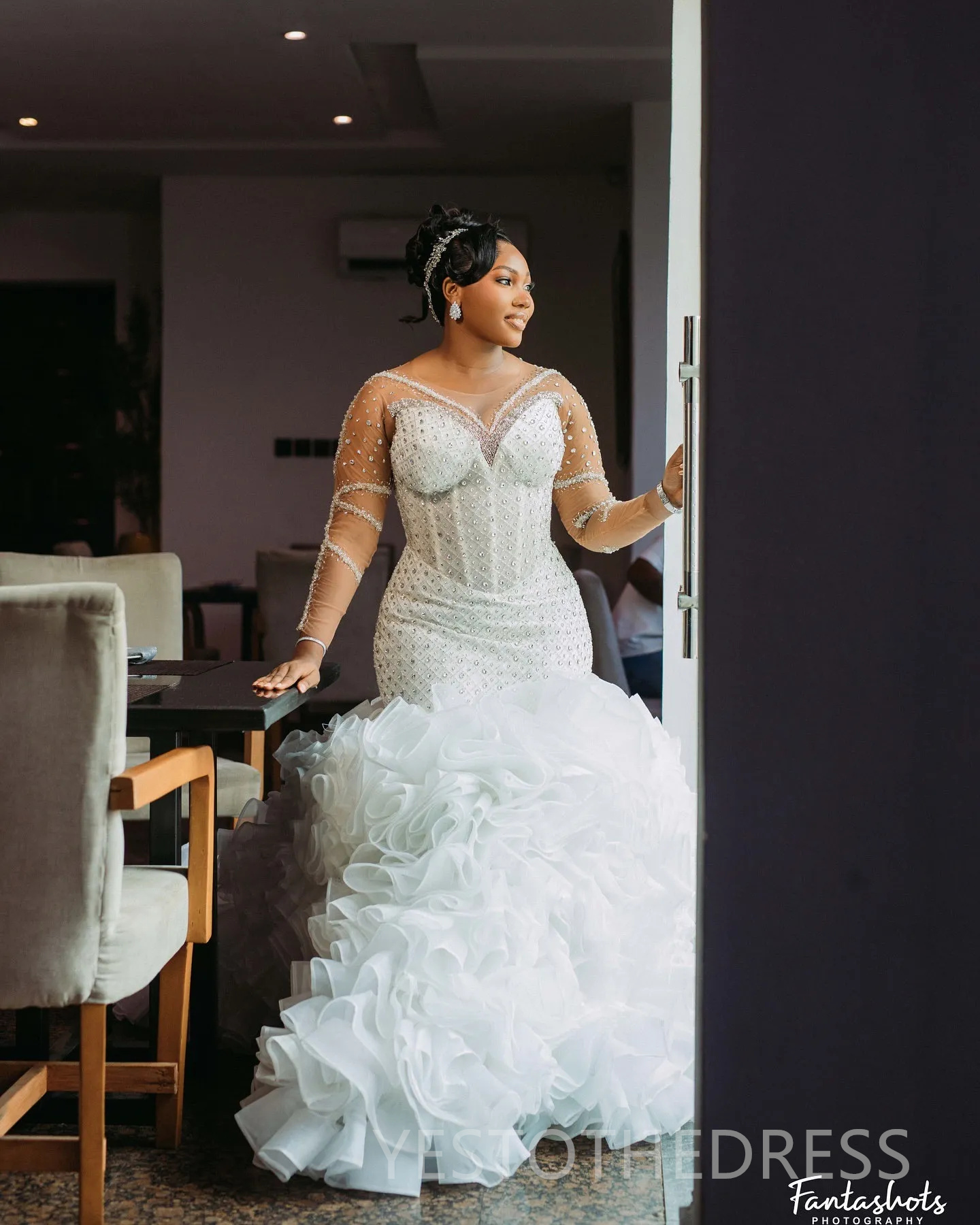 2025 Plus Size Wedding Dress Bridal Gowns For Bride Mermaid Wedding Gowns Sheer Neck Illusion Long Sleeves Pearls Beaded Lace Bridal Dress For African