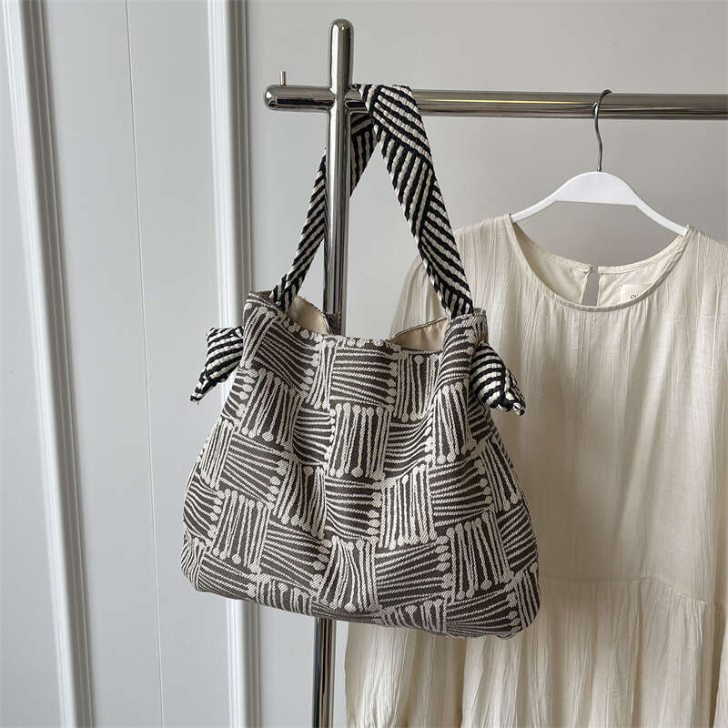 Korean Style Fashion Striped Knit 2025 New Color-Block Simple High-End Underarm Versatile Shoulder Bag