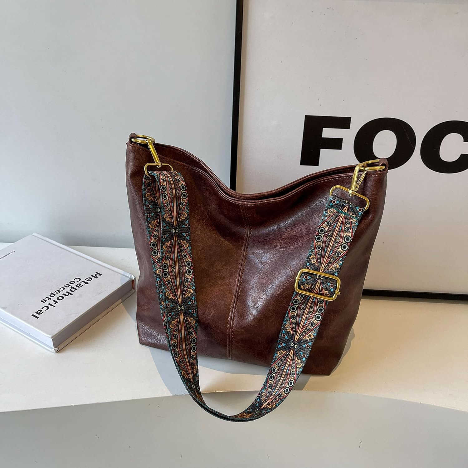 Fashion Hobo Bags for Women Vegan Leather Crossbody Bag with Guitar Strap Shoulder Purses and Handbags M250904