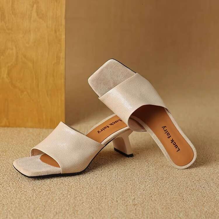 Soft Sheepskin One-Strap Slippers Designer Shoe for Women, Summer New Genuine Leather Squ Toe Open-Toe Sandals with Thin High Heels