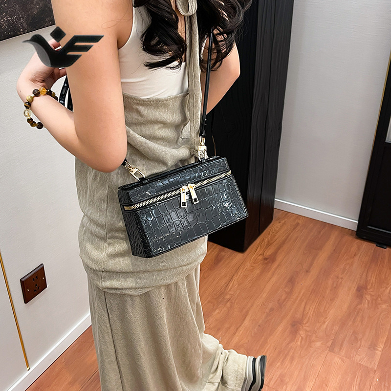 Feiyan Free Shipping New Designer Bag Luxury Shopping Bag High-end Handbag For Women Crocodile Pattern Box Bag Fashion Versatile Commuter Small