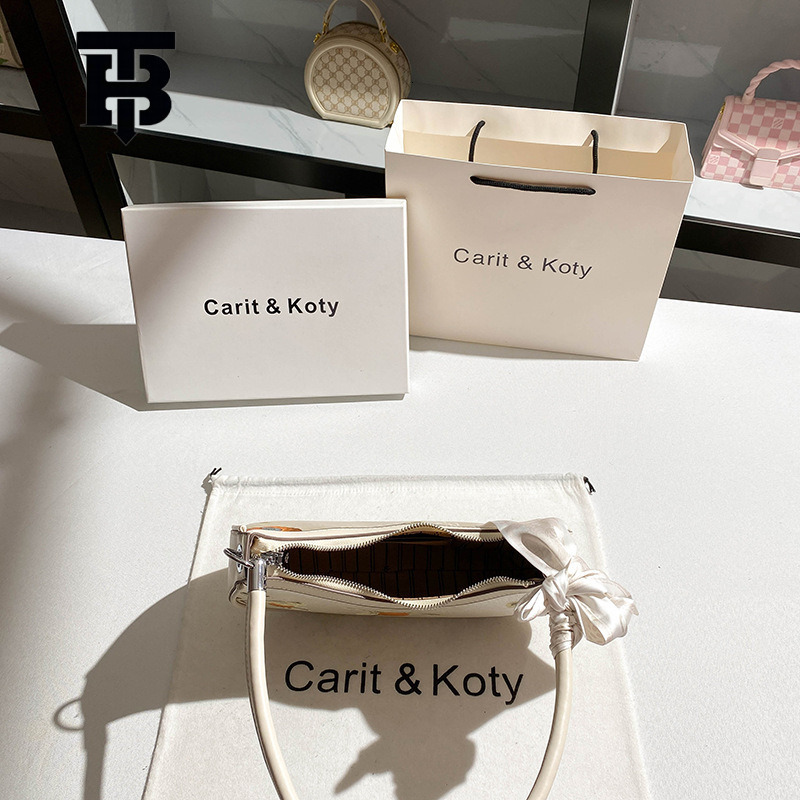 TB Designer s bag BHULAMTE Dropshipping New Chinese Style Embroidered Crescent Bag 2025 Spring New High-end Baguette Underarm Bag Wholesale