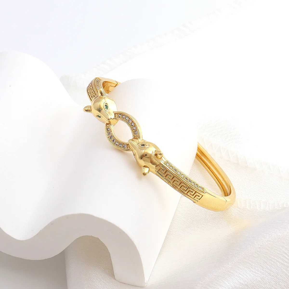 18k Gold Plated Copper with Slightly Inlaid Zircon Doubleed Leopard Clasp Bracelet Hiphop Personality Style Y250904