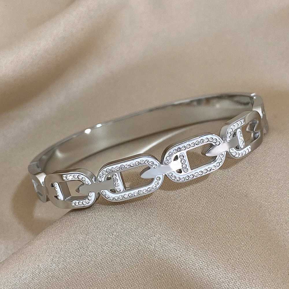 Fashion Hollow Circle Link Bracelet Bangle for Women Geometric Stainless Steel Enamel Rhinestone Cuff Bracelets Jewelry Gifts Y250904