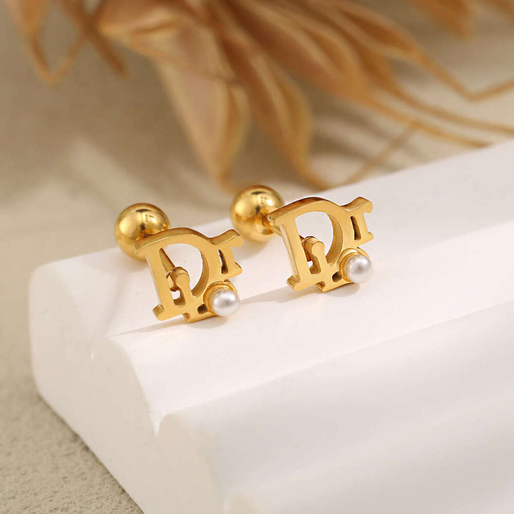 New Fashion D-Shaped Pearl Small Electroplated Gold Titanium Steel Ear Bone Stud Anti-Lost Anti-Hair Hanging Earrings