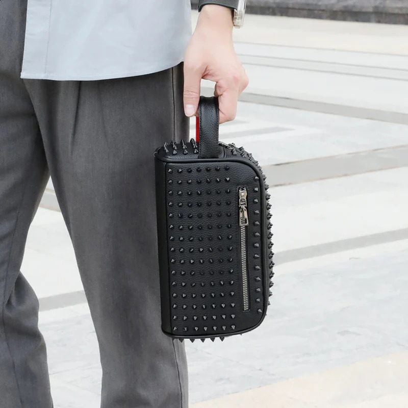 Fashion Rivet n Men Bag High Quality PU Leather Clutch Bags Money Purse For Cyberpunk Style Waist Strap Wallets Sac 250903