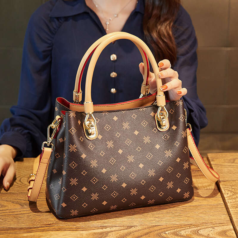 Genuine Leather Women's 2025 New Trend Light Luxury Simple Handbag High-end Elegant Crossbody Shoulder Printed Bag