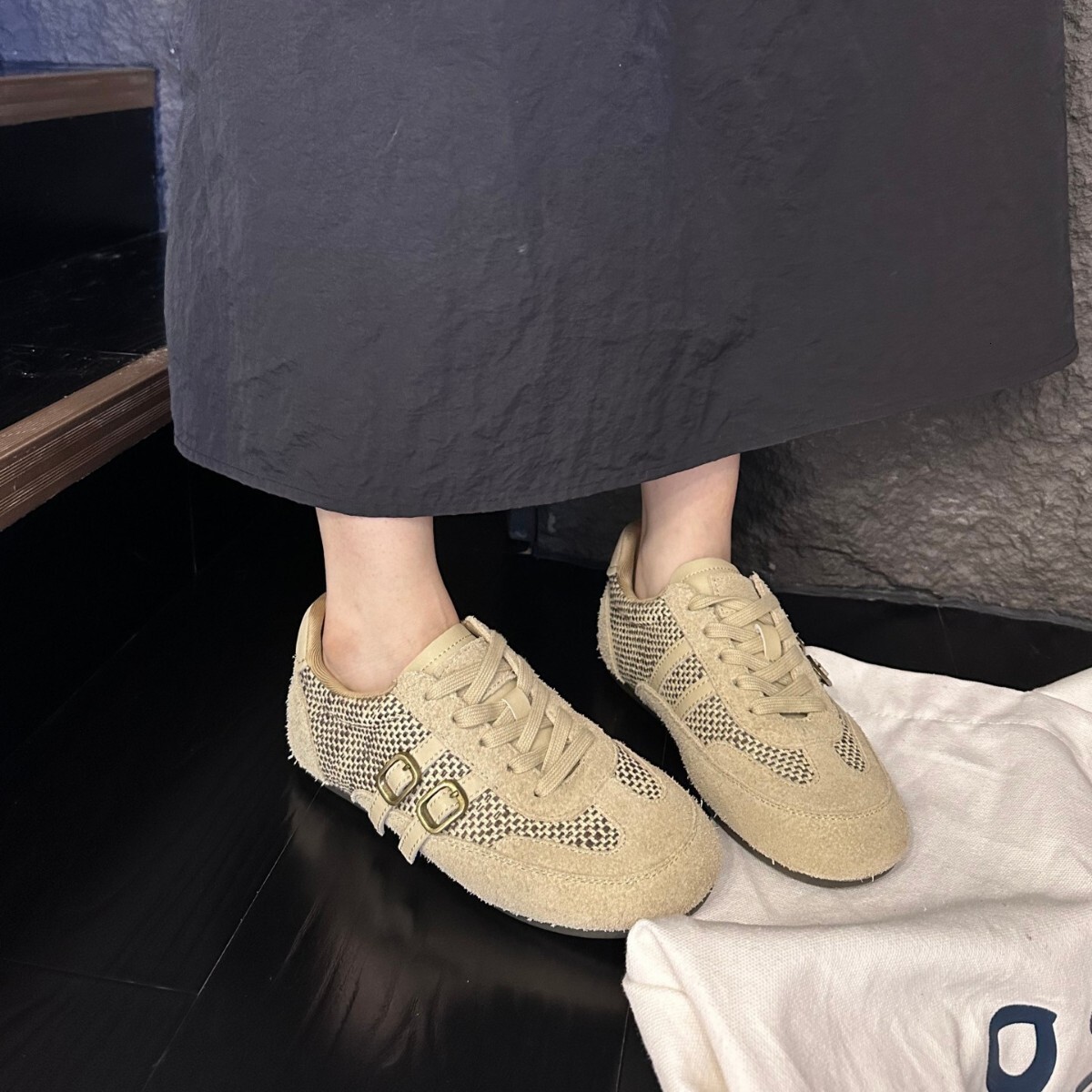 2025 New Retro Thick Bottom German Women's Training Shoes Designer Casual Sports Shoes