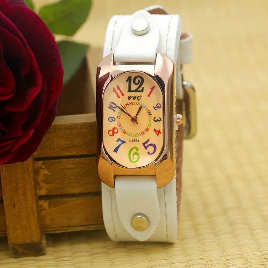 Shsby Cow Leather Strap Color Digital Rectangle Watch Wen Bracelet Watches Fem Bronze Quartz Watch Student Leisure Watch X250904