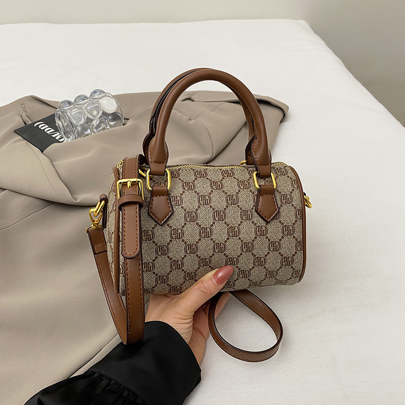 High-end cross-border bag for women 2025 new fashion European and American small Boston bag temperament printed shoulder messenger bag